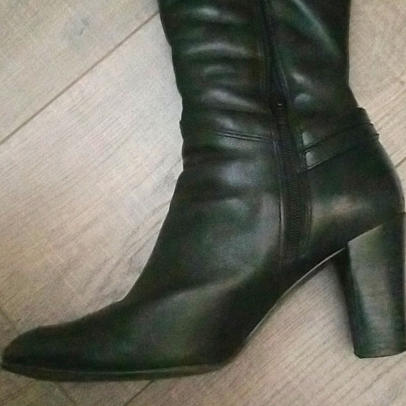 Naturalizer Leather Boots - Picture 4 of 6